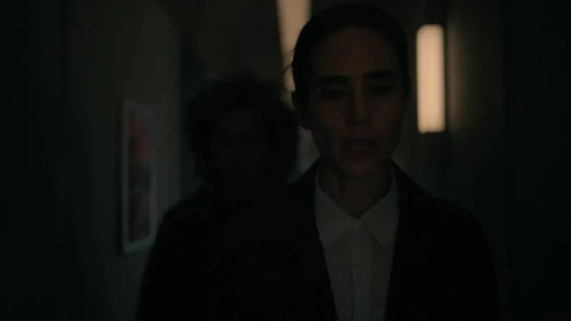 Кадры из сериала Сквозь снег (2020)